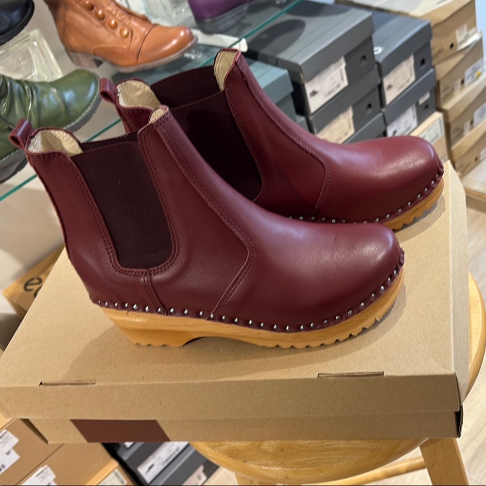 Elegant Burgundy Ankle Boots with Studded Detail